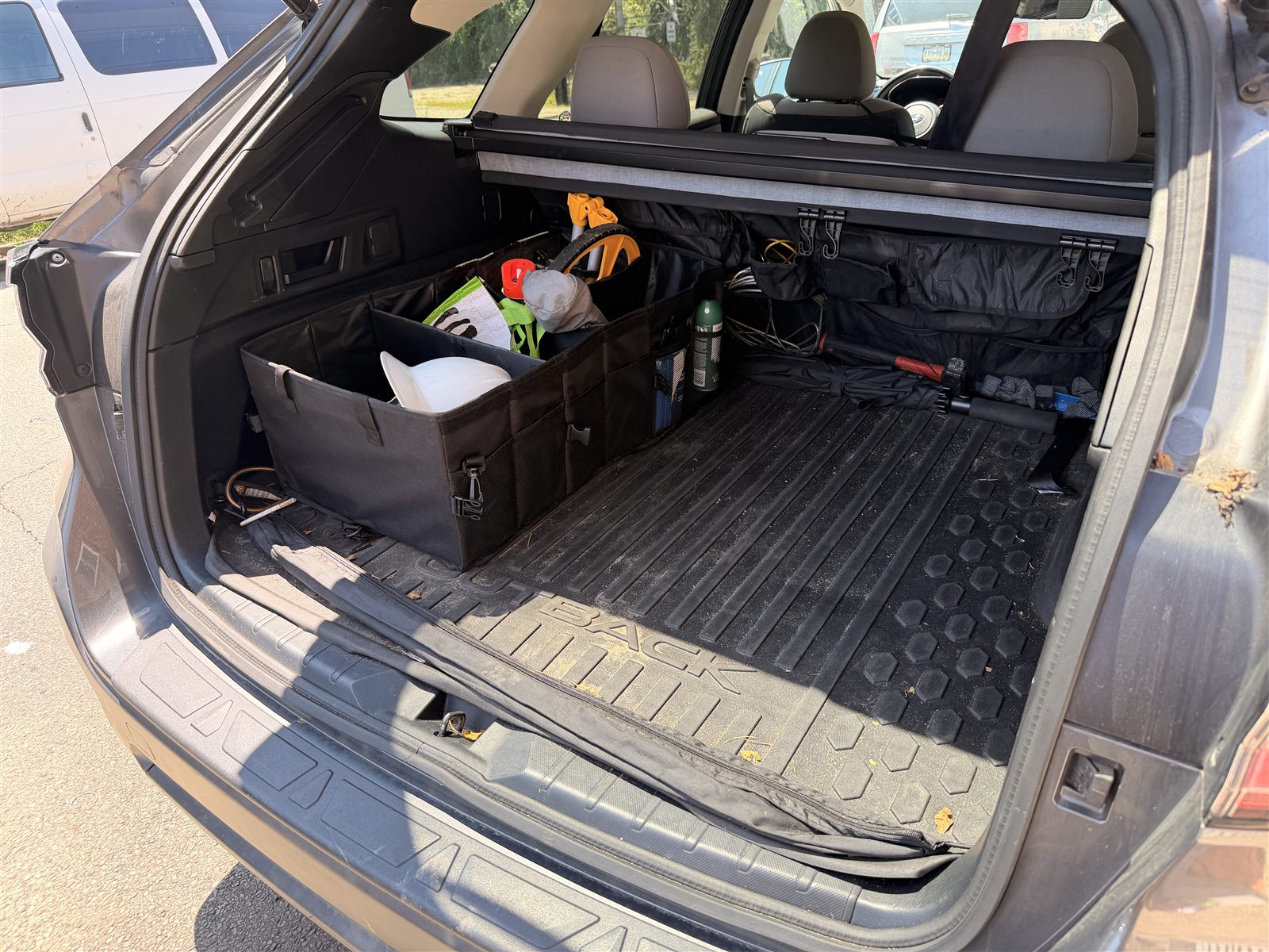 Trunk organizer in use, Subaru Outback